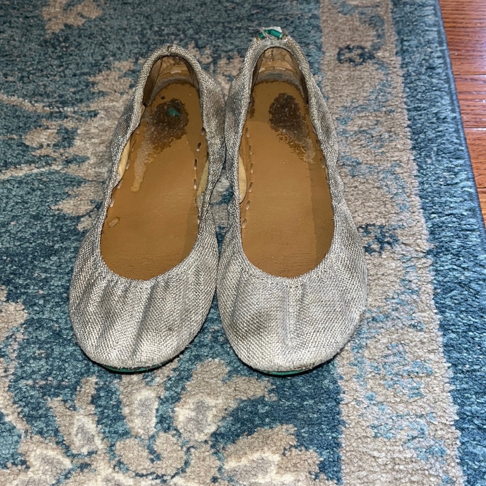 Silver lake vegan Tieks.